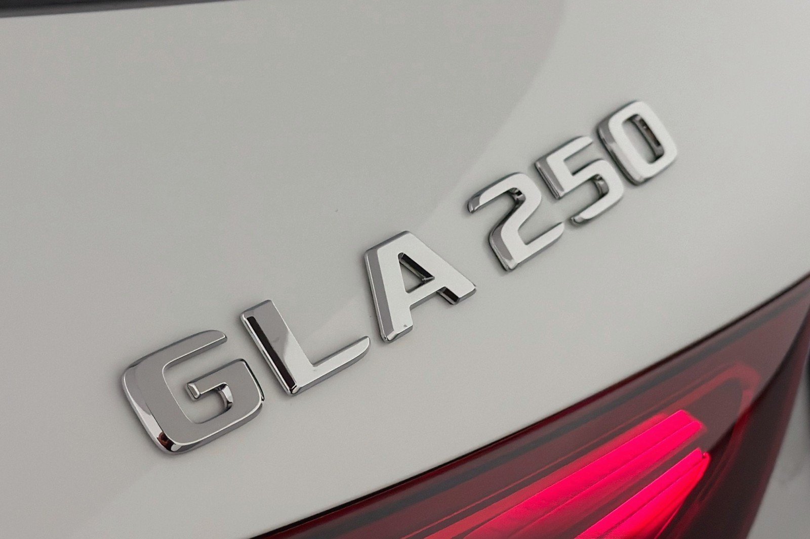Certified 2026 Mercedes-Benz GLA 250 image 10