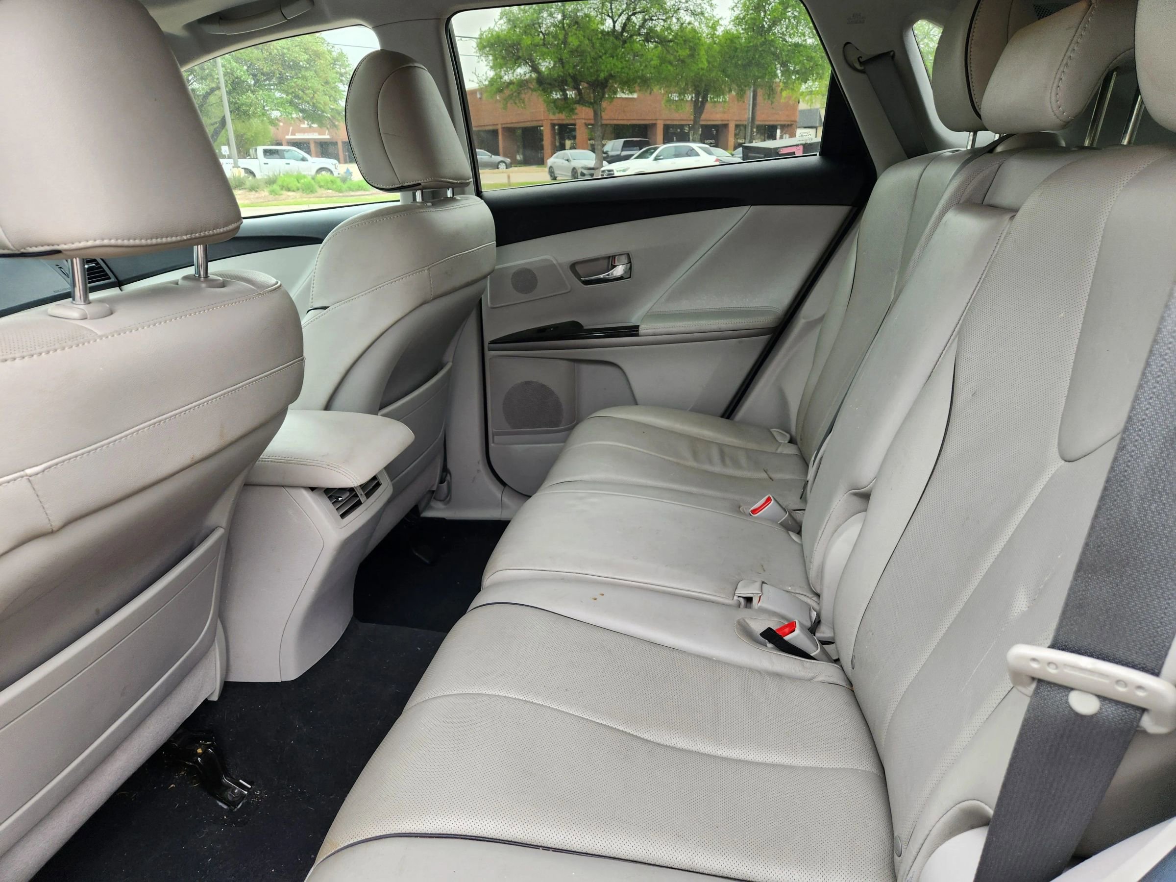 Used 2015 Toyota Venza XLE w/ XLE Premium Package FWD image 12