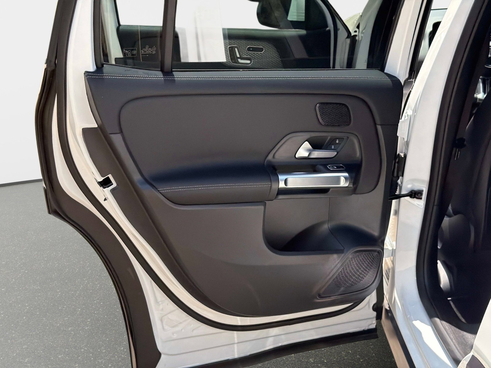 Certified 2026 Mercedes-Benz GLB 250 image 12