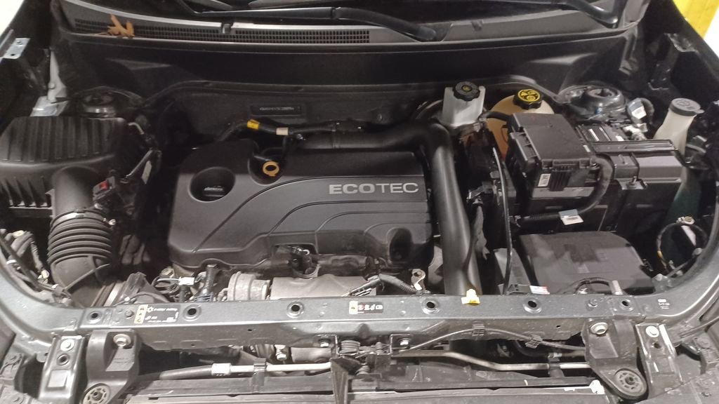 Used 2019 Chevrolet Equinox LS image 8