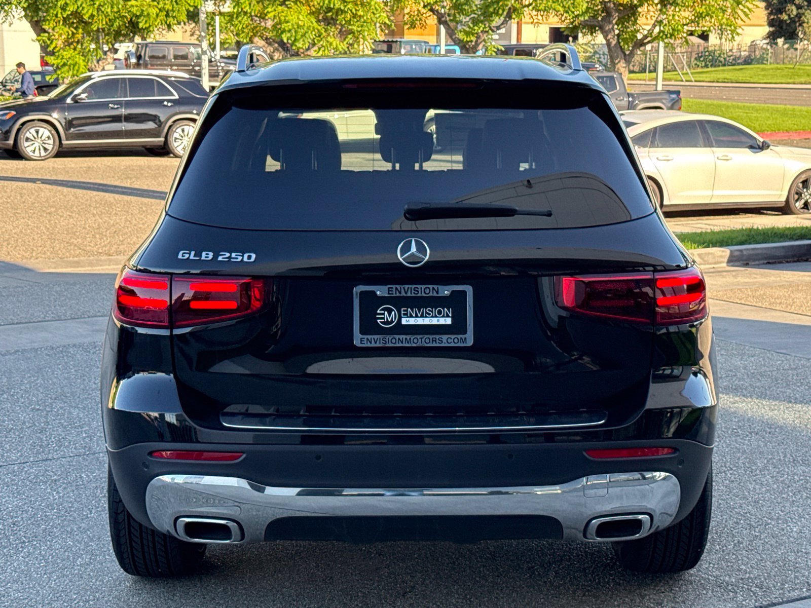 New 2026 Mercedes-Benz GLB 250 image 9