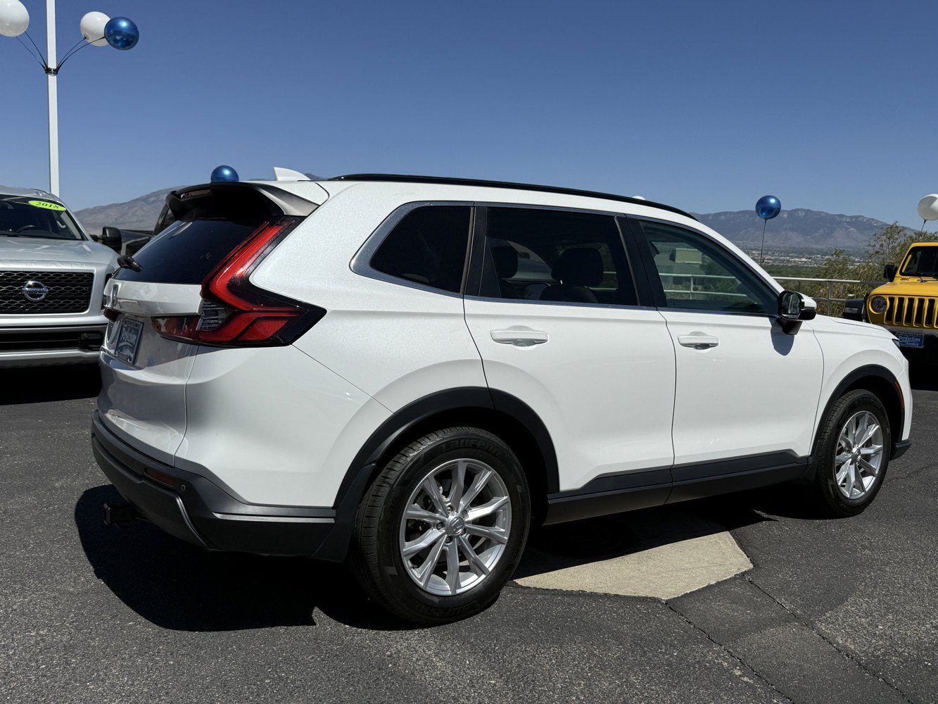 Used 2023 Honda CR-V EX-L image 5