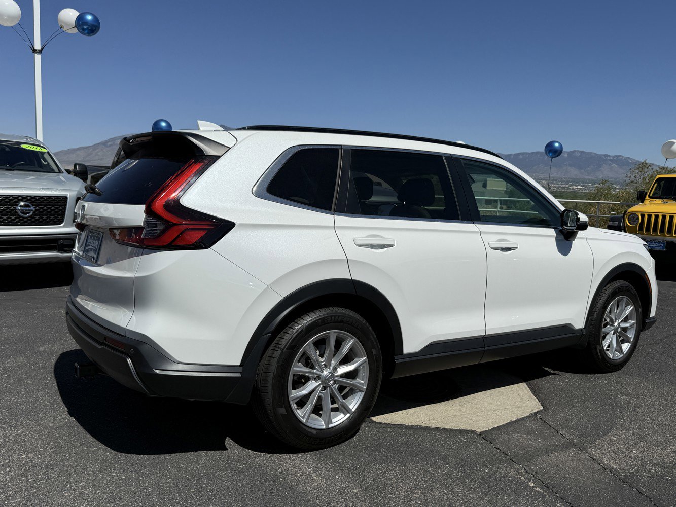 Used 2023 Honda CR-V EX-L image 5