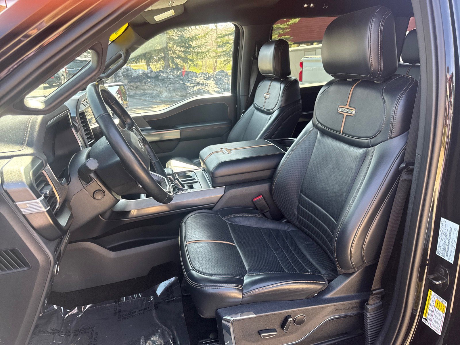 Used 2023 Ford F150 Platinum image 14