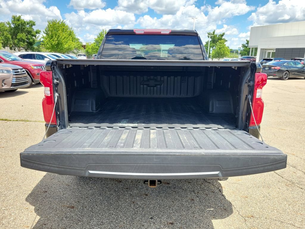 Used 2020 Chevrolet Silverado 1500 Custom w/ Custom Value Package AWD/4WD image 31