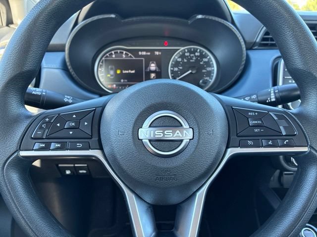Used 2023 Nissan Versa SV FWD image 40
