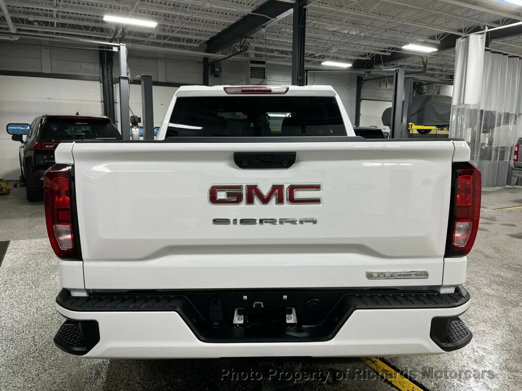 Used 2025 GMC Sierra 1500 Elevation AWD/4WD image 4