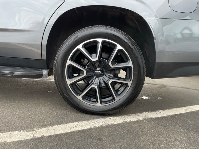 Used 2022 Chevrolet Tahoe RST w/ Luxury Package image 37