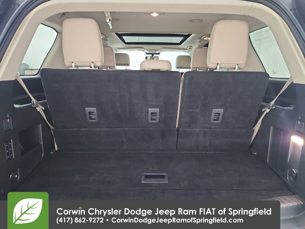 Used 2024 Ford Expedition Limited AWD/4WD image 32