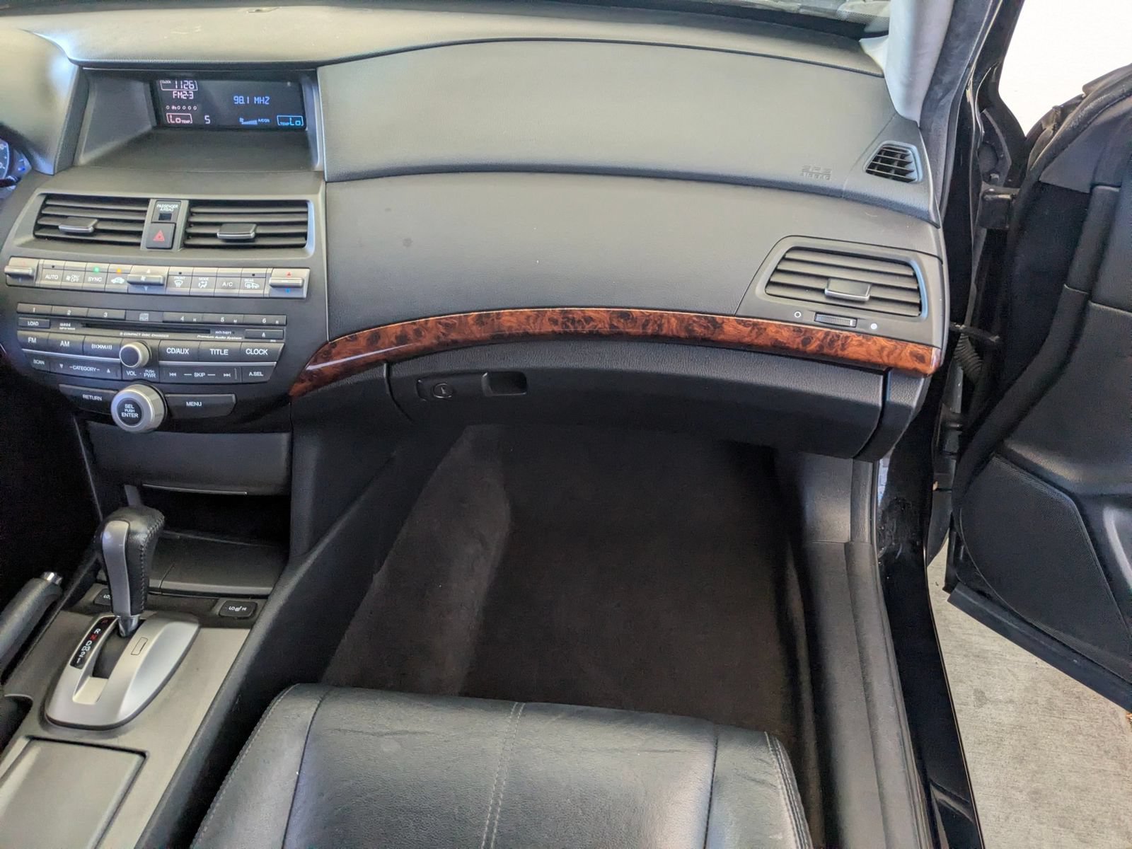 Used 2011 Honda Crosstour EX-L image 26