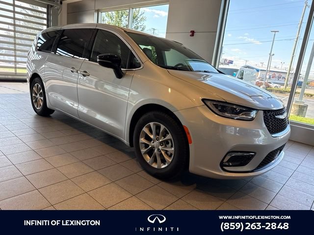 Used 2026 Chrysler Pacifica Limited FWD video 1