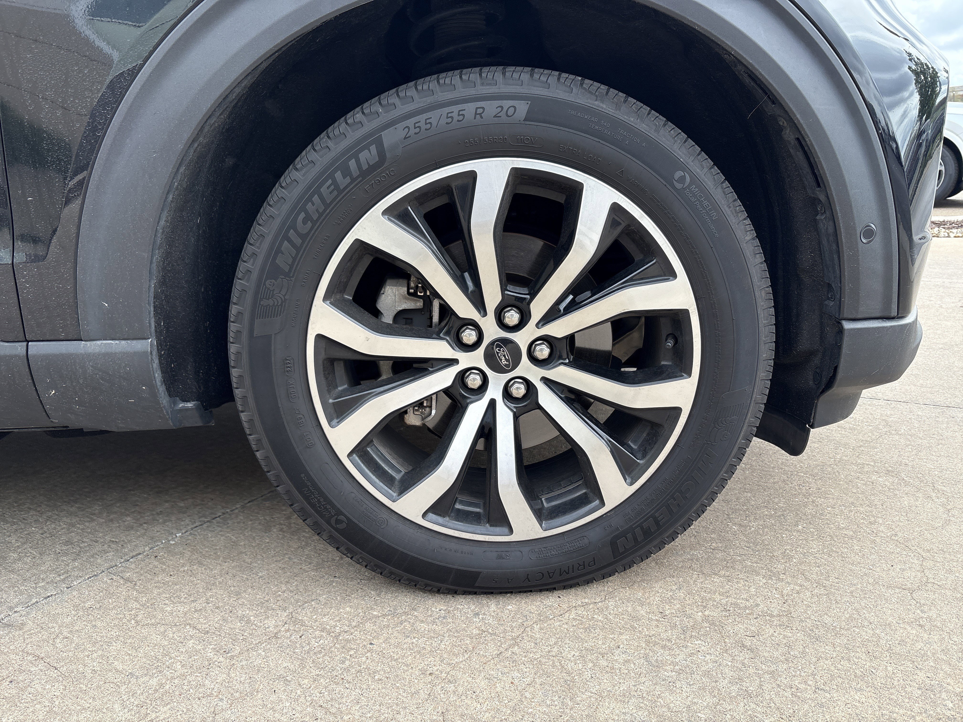 Used 2020 Ford Explorer ST w/ Premium Technology Package image 12