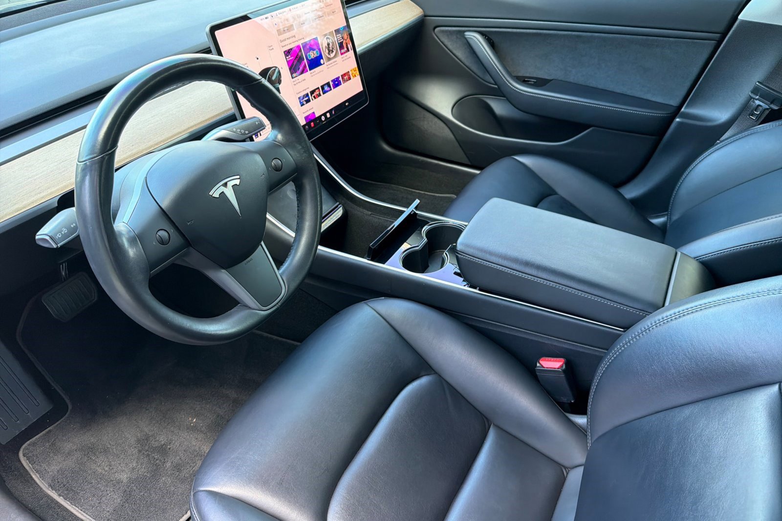 Used 2018 Tesla Model 3 Long Range image 11
