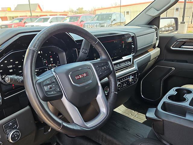 Used 2022 GMC Sierra 1500 Elevation image 12