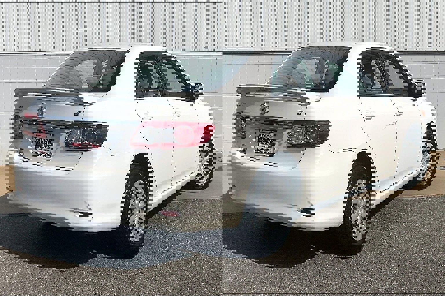 Used 2011 Toyota Corolla LE image 17