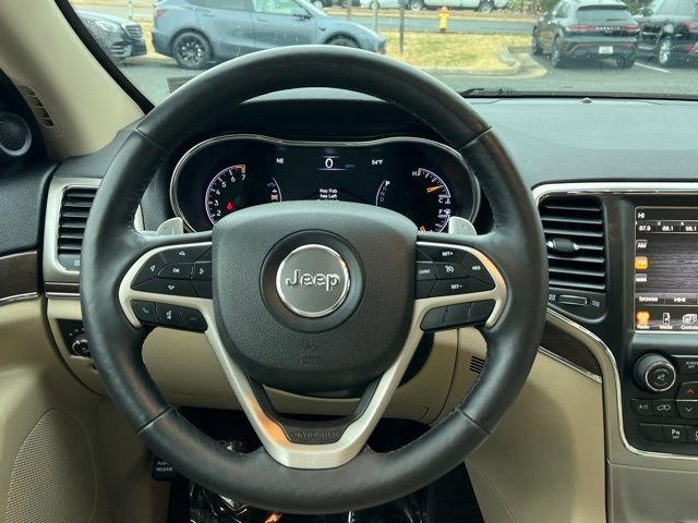 Used 2017 Jeep Grand Cherokee Limited image 18