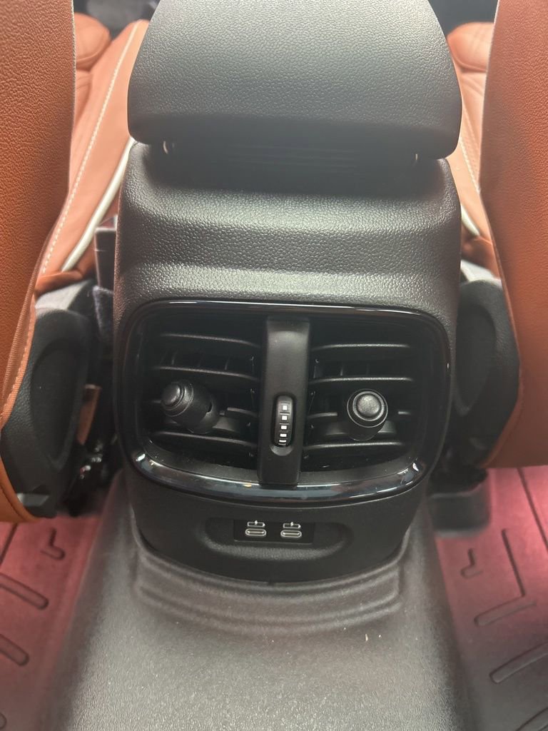 Used 2024 MINI Cooper Clubman S w/ Signature Upholstery Package image 25