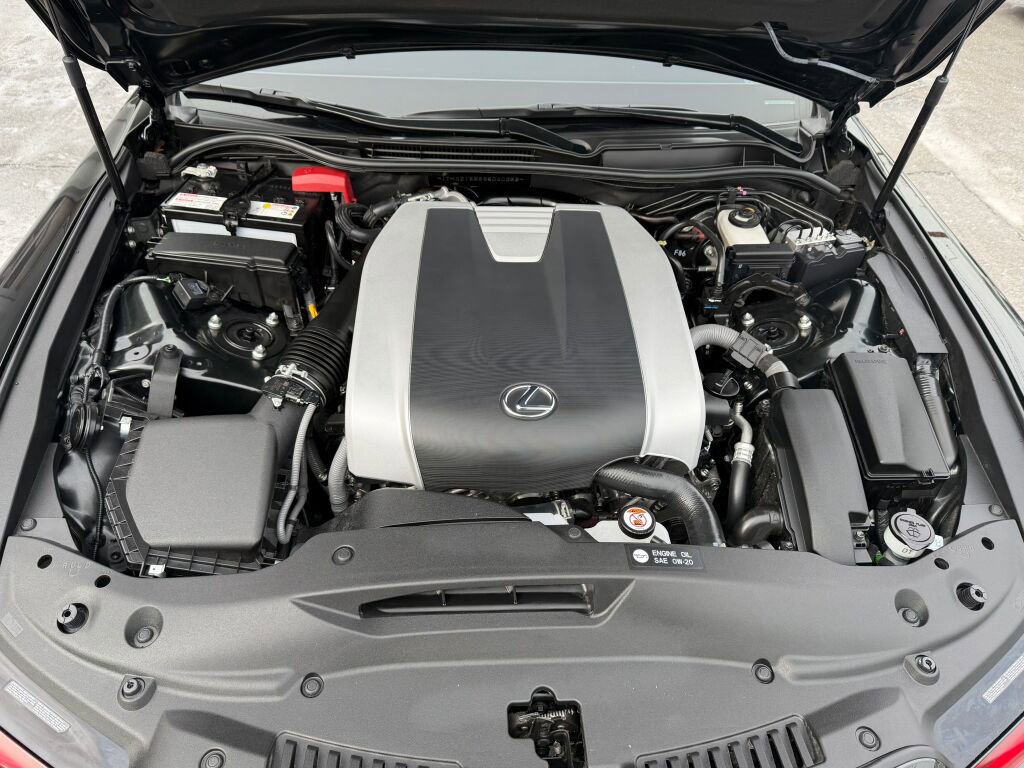 Used 2025 Lexus IS 350 F Sport w/ Navigation Package image 32