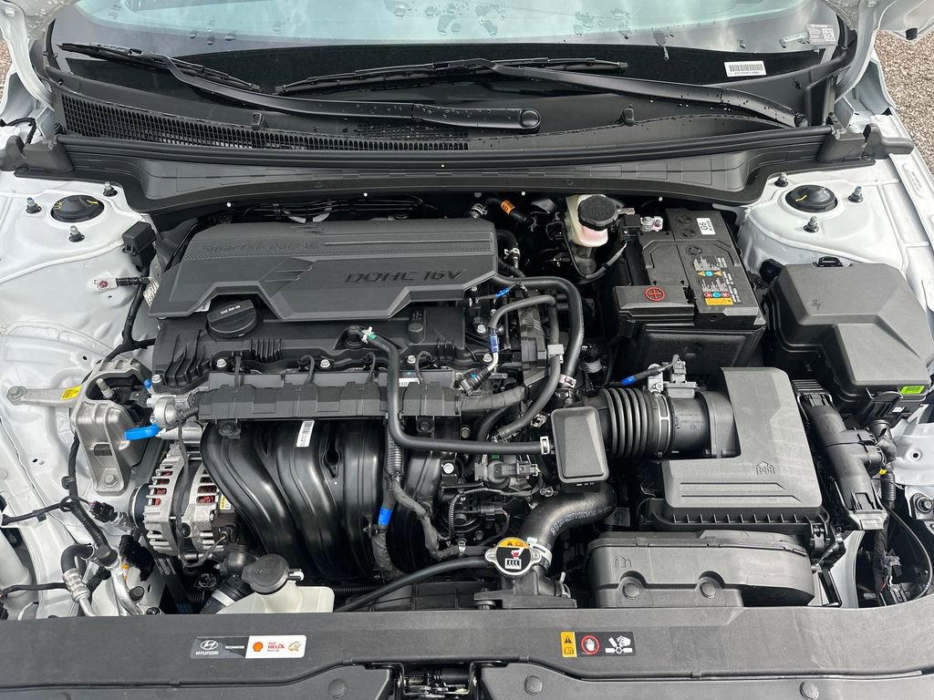 Used 2026 Hyundai Elantra Sport FWD image 27