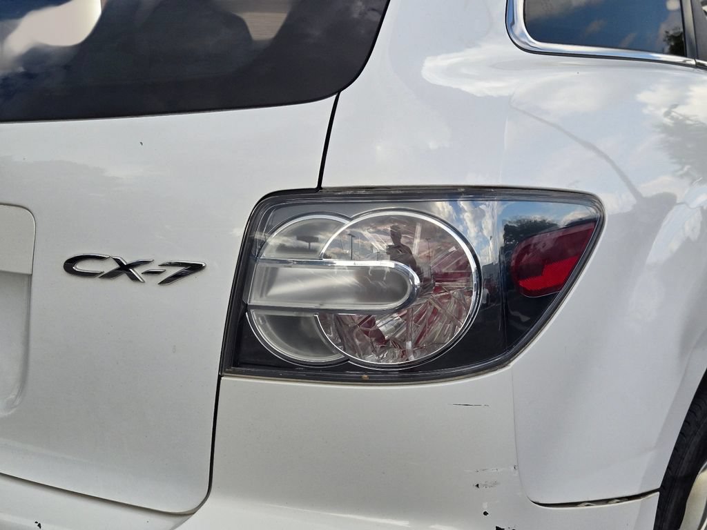 Used 2011 MAZDA CX-7 i Sport w/ Convenience Pkg FWD image 9