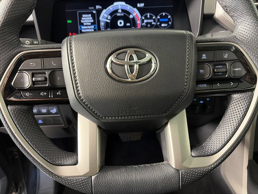 Used 2024 Toyota Tundra Limited AWD/4WD image 16