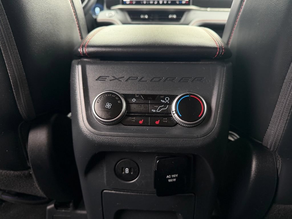 Used 2025 Ford Explorer ST-Line w/ Premium Package RWD image 28