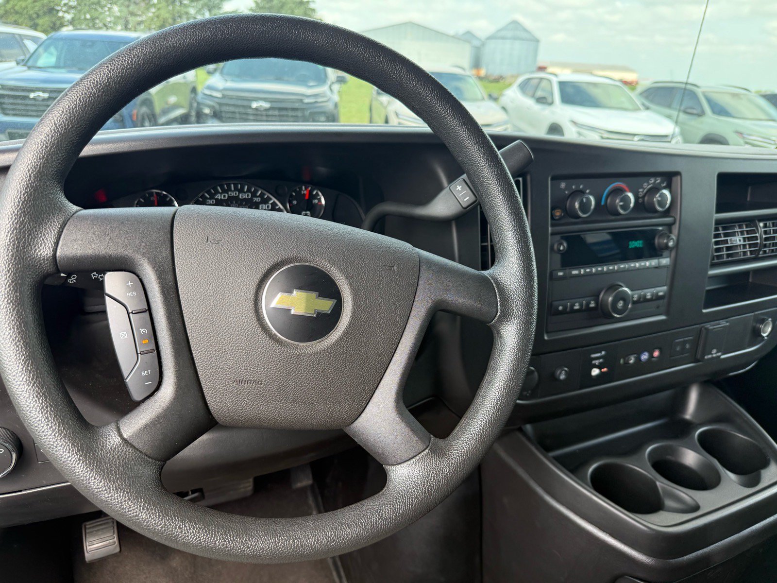 Used 2023 Chevrolet Express 3500 LT w/ LT Preferred Equipment Group RWD image 15