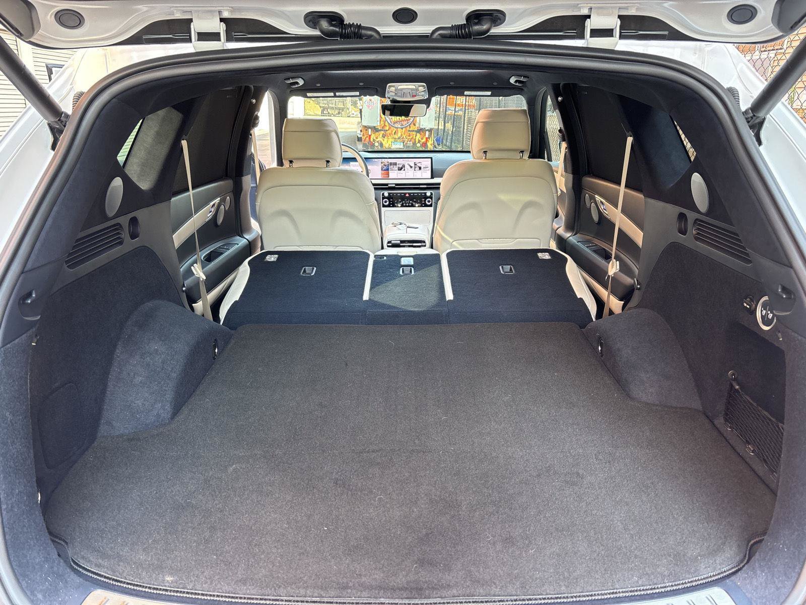 Used 2025 Genesis GV80 3.5T Prestige AWD/4WD image 32