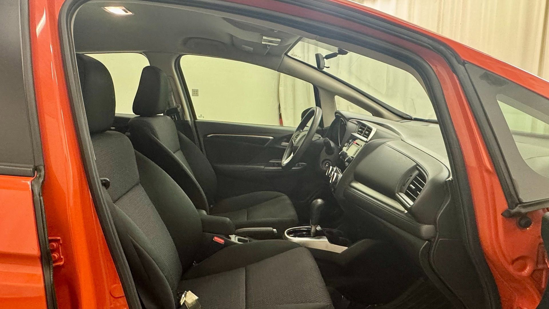 Used 2018 Honda Fit LX image 5