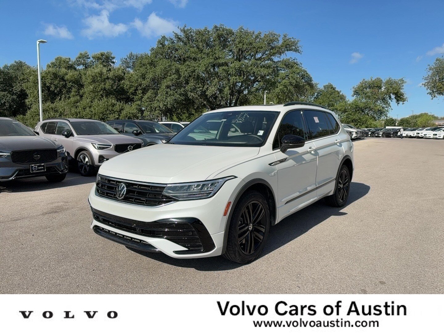 Used 2022 Volkswagen Tiguan SE R-Line