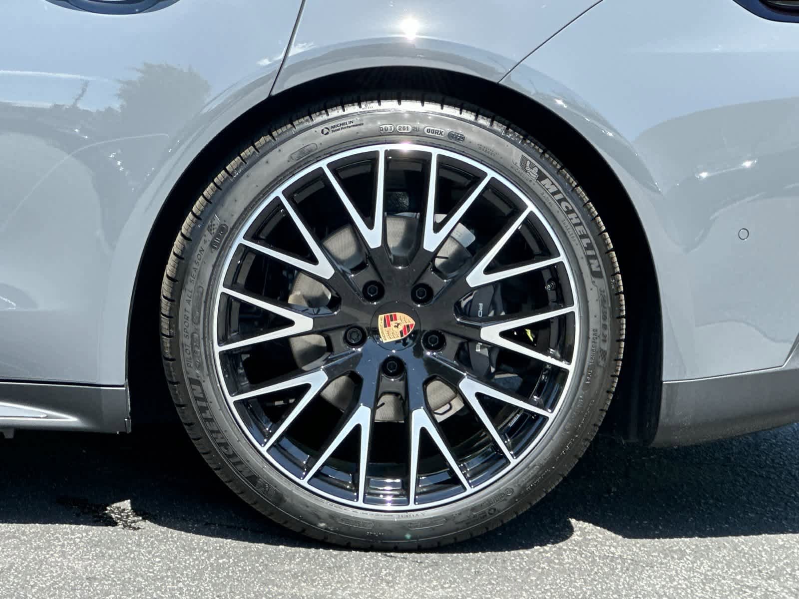 New 2026 Porsche Panamera image 31