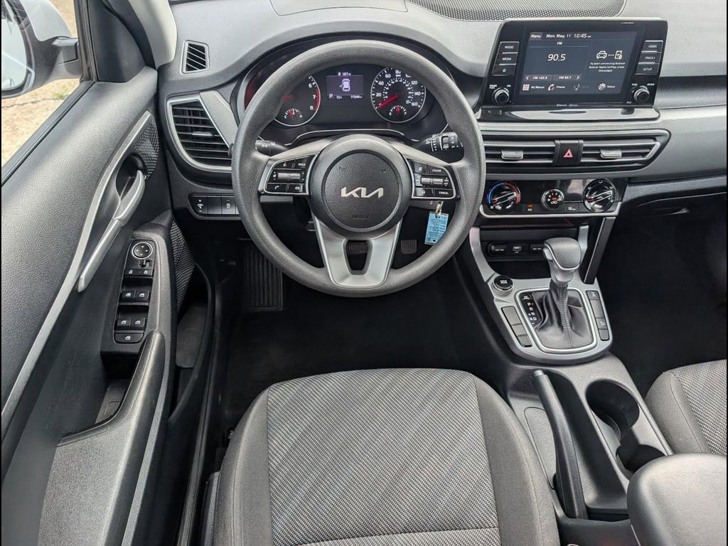 Used 2022 Kia Seltos LX AWD/4WD image 11