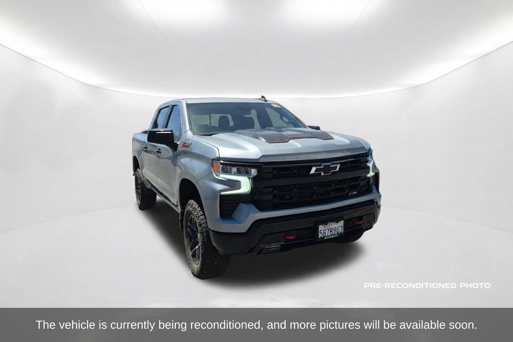 Used 2023 Chevrolet Silverado 1500 LT Trail Boss w/ Protection Package AWD/4WD image 3