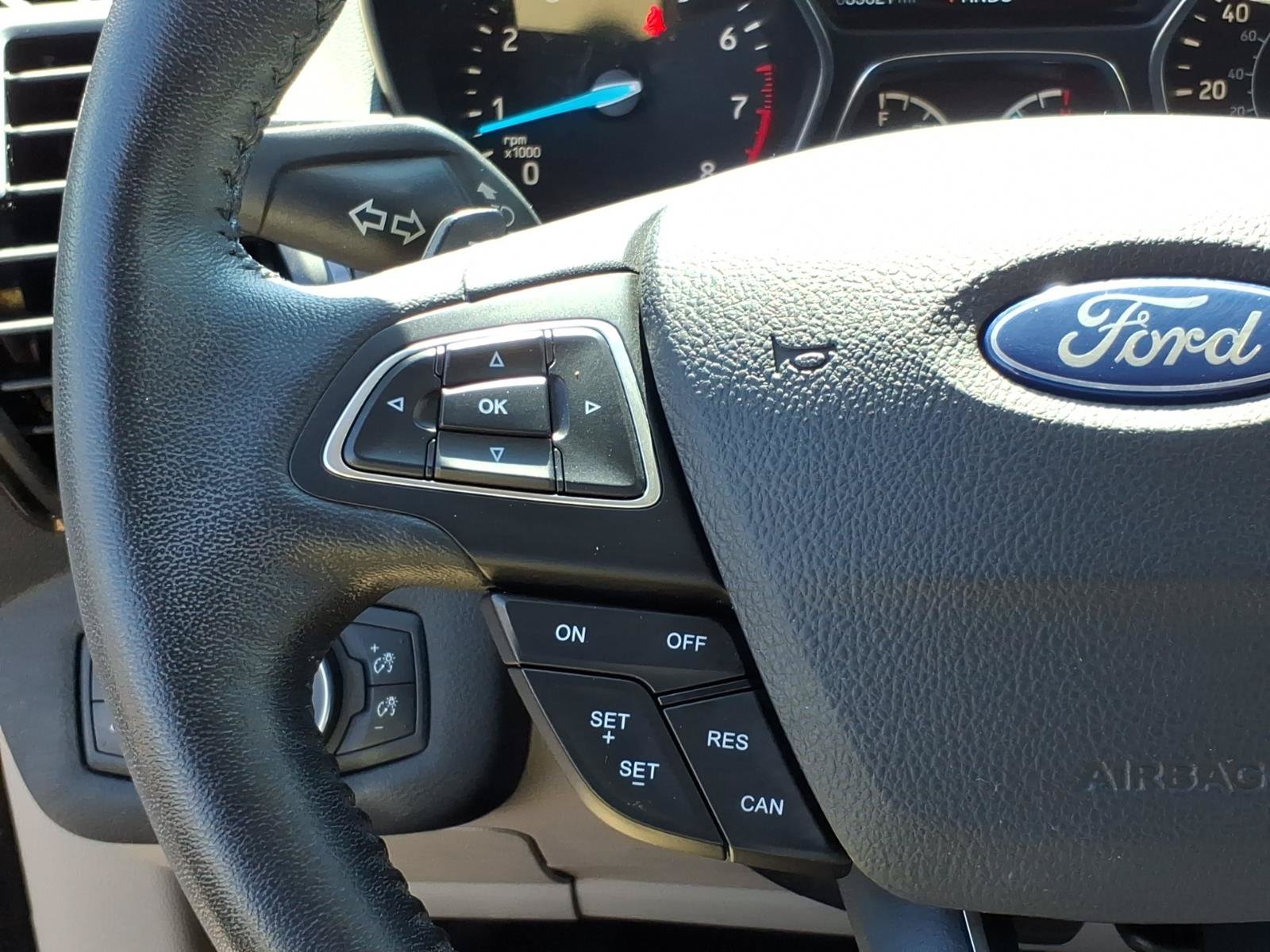 Used 2017 Ford Escape Titanium AWD/4WD image 18