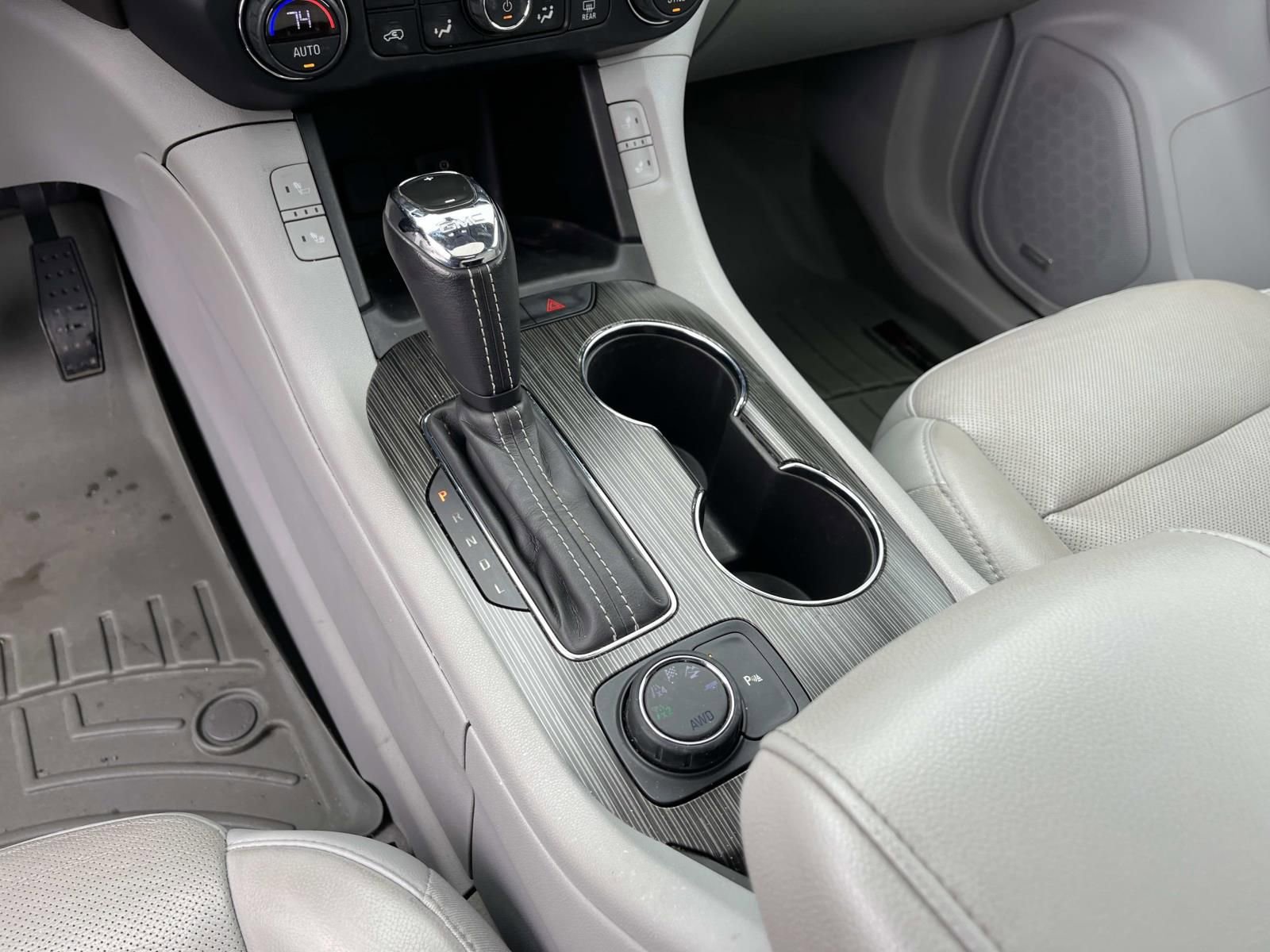 Used 2019 GMC Acadia SLT image 37