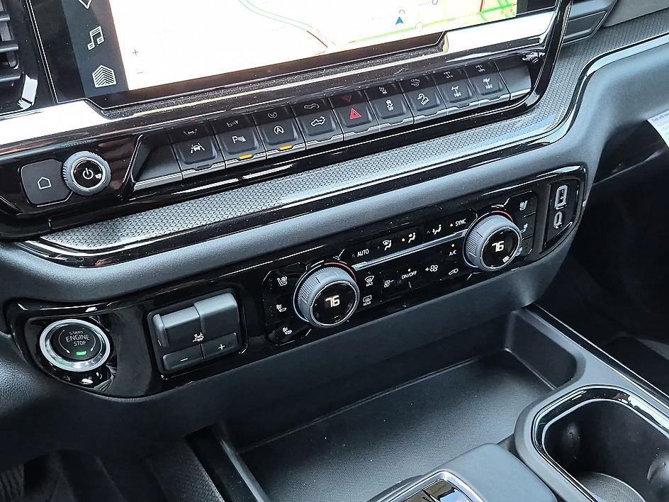 New 2026 Chevrolet Silverado 1500 ZR2 AWD/4WD image 25