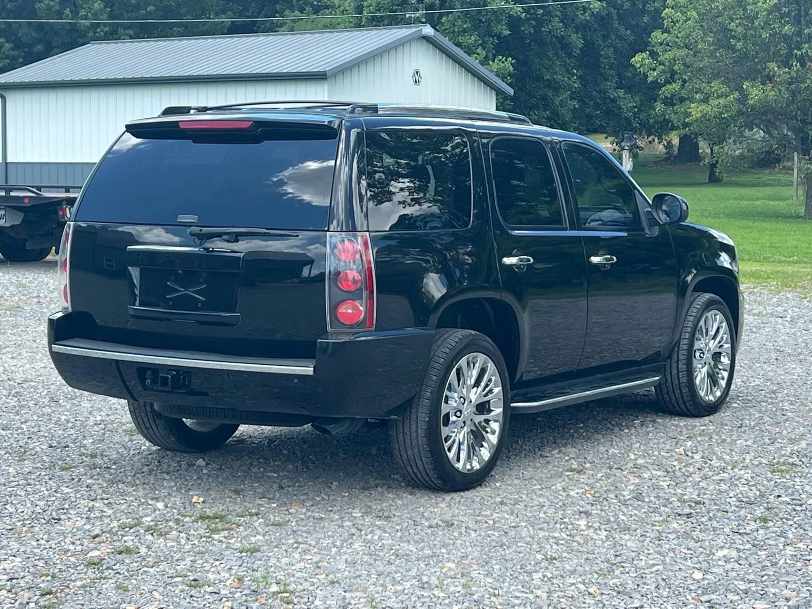 Used 2008 GMC Yukon Denali AWD/4WD image 5