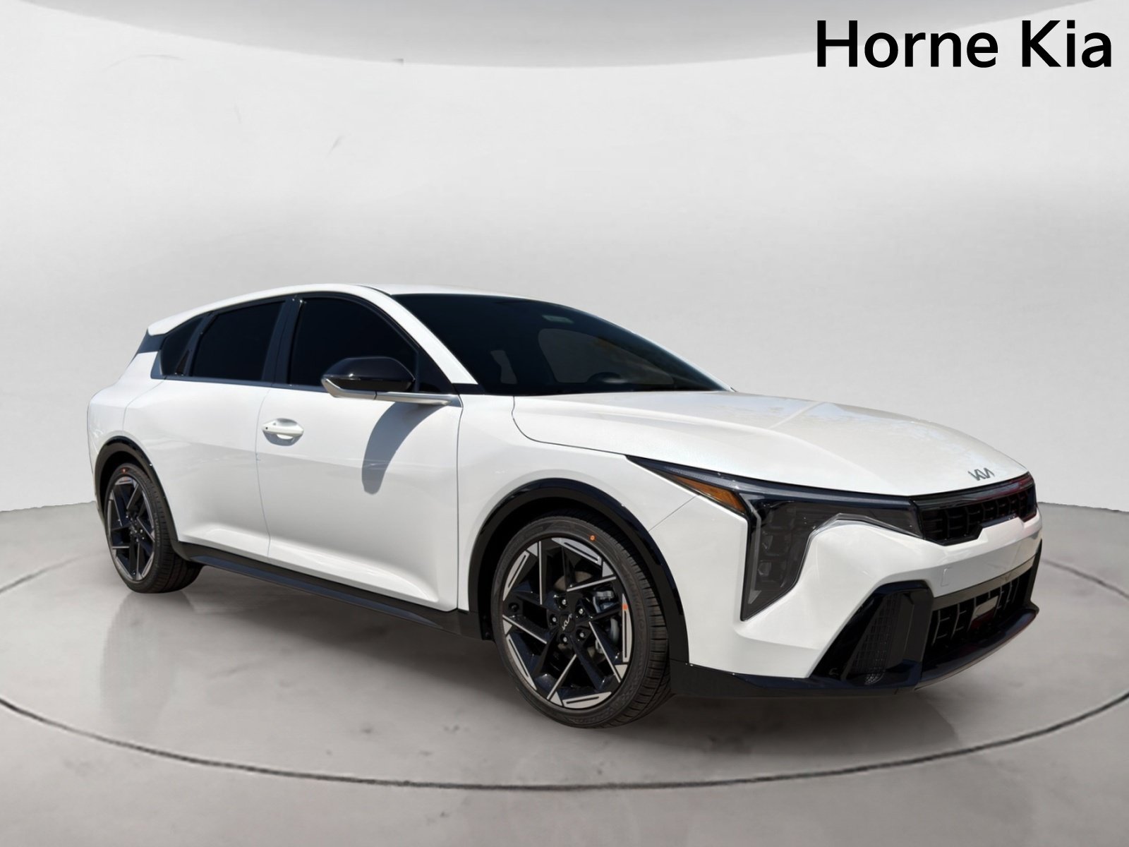 New 2026 Kia K4 GT-Line FWD image 2