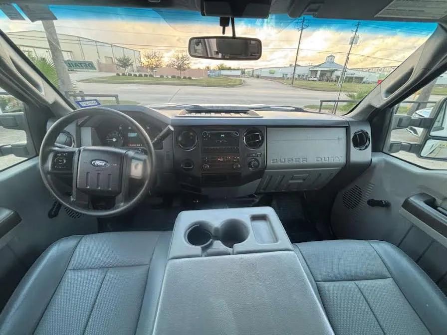 Used 2014 Ford F250 XL image 12