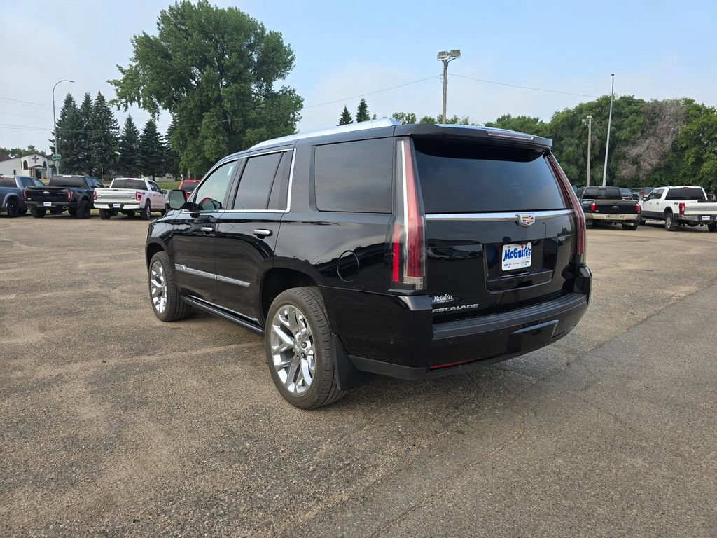 Used 2020 Cadillac Escalade Platinum AWD/4WD image 11