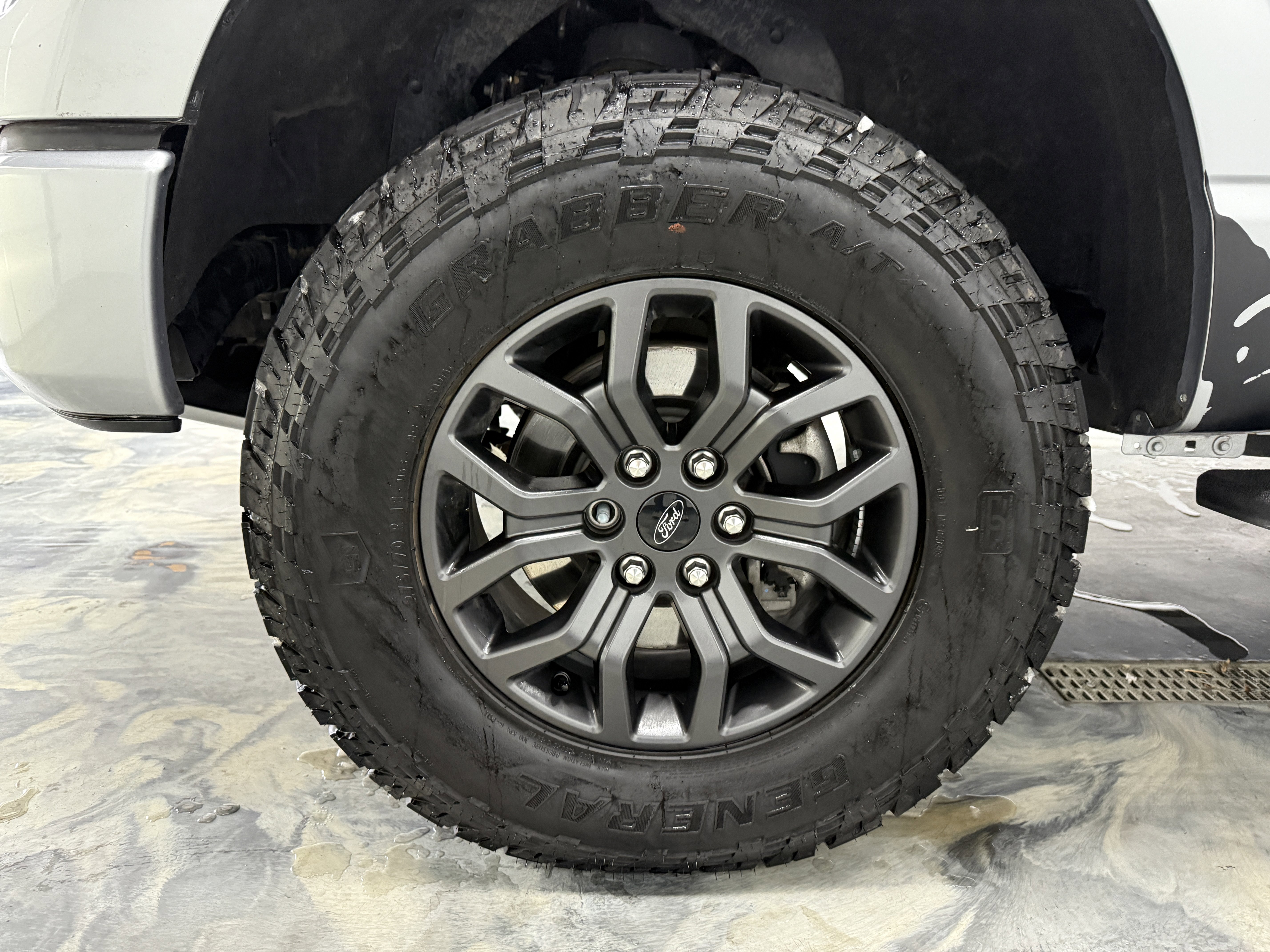 Used 2023 Ford F150 Tremor w/ Equipment Group 402A High image 31