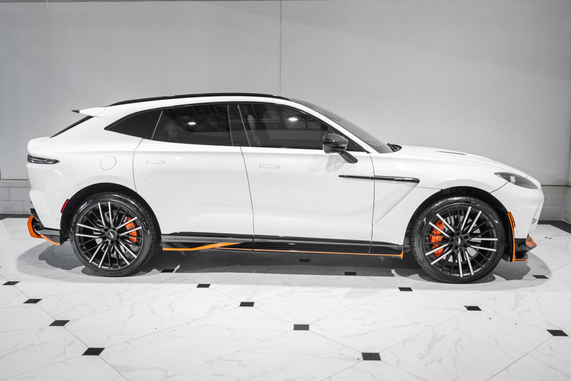 Used 2023 Aston Martin DBX 707 image 50