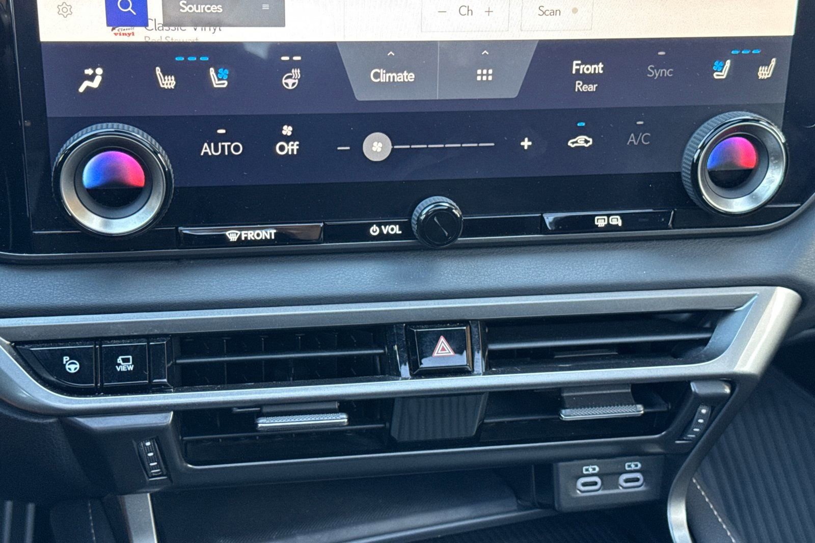 Certified 2024 Lexus RX 500h F Sport w/ Convenience Package image 24