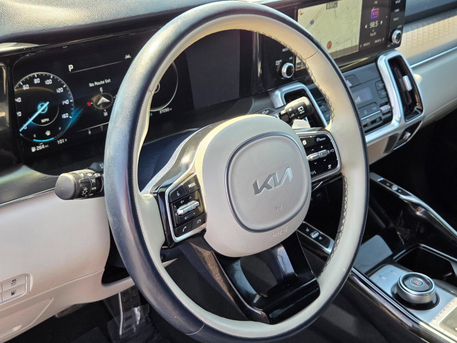Used 2022 Kia Sorento SX Prestige AWD/4WD image 18