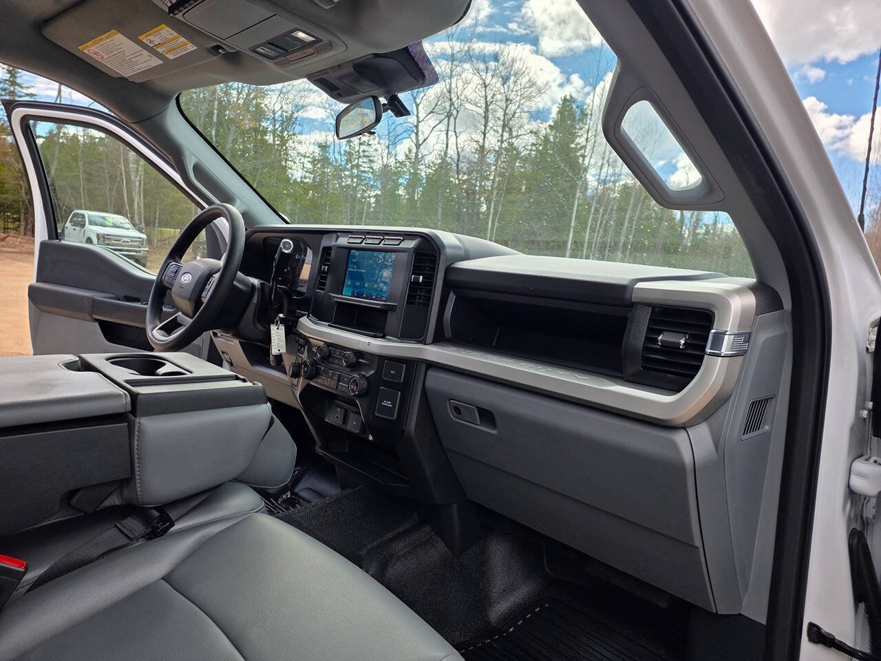 Used 2024 Ford F350 XL AWD/4WD image 24