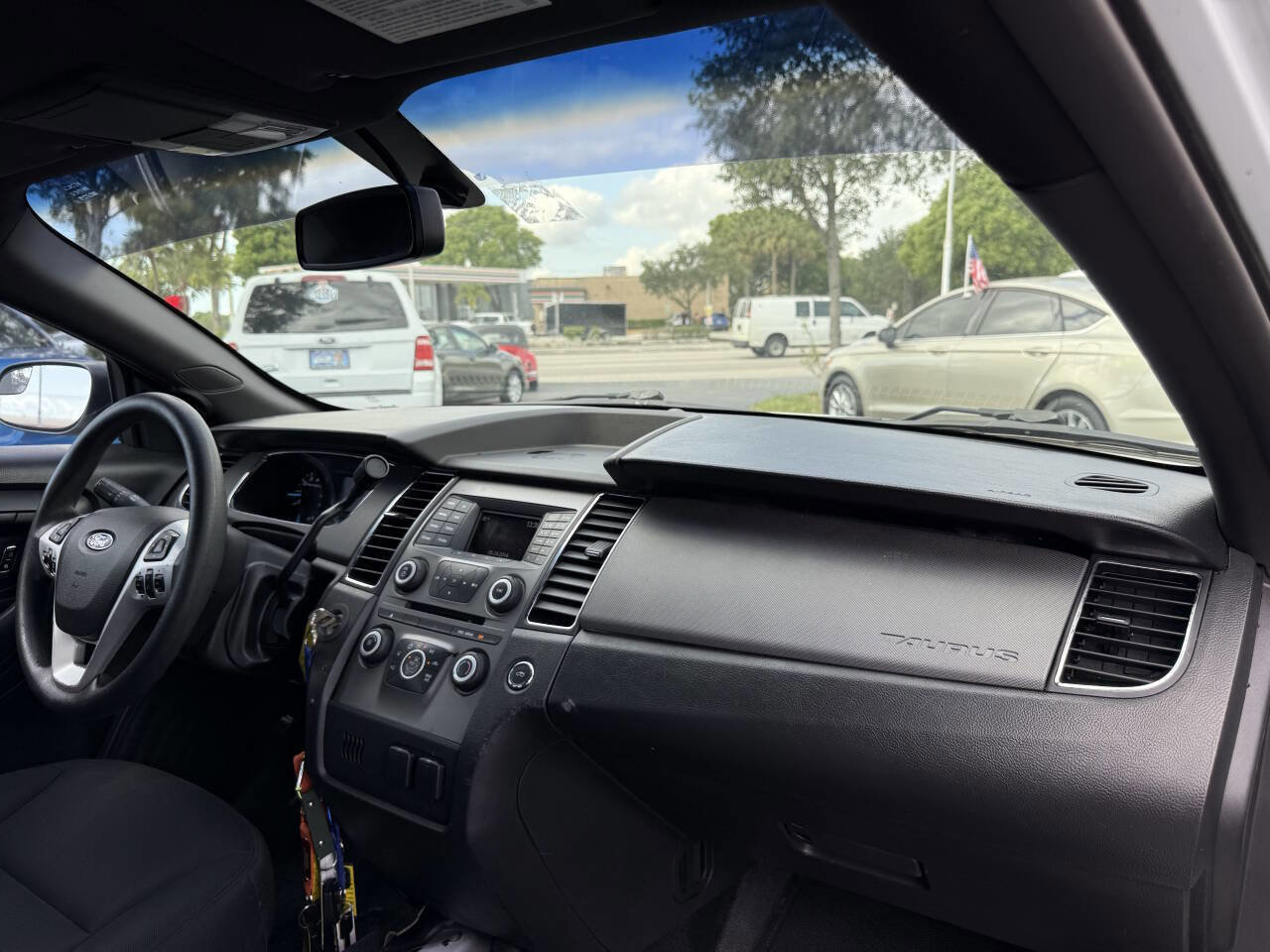 Used 2015 Ford Taurus Police Interceptor AWD image 22