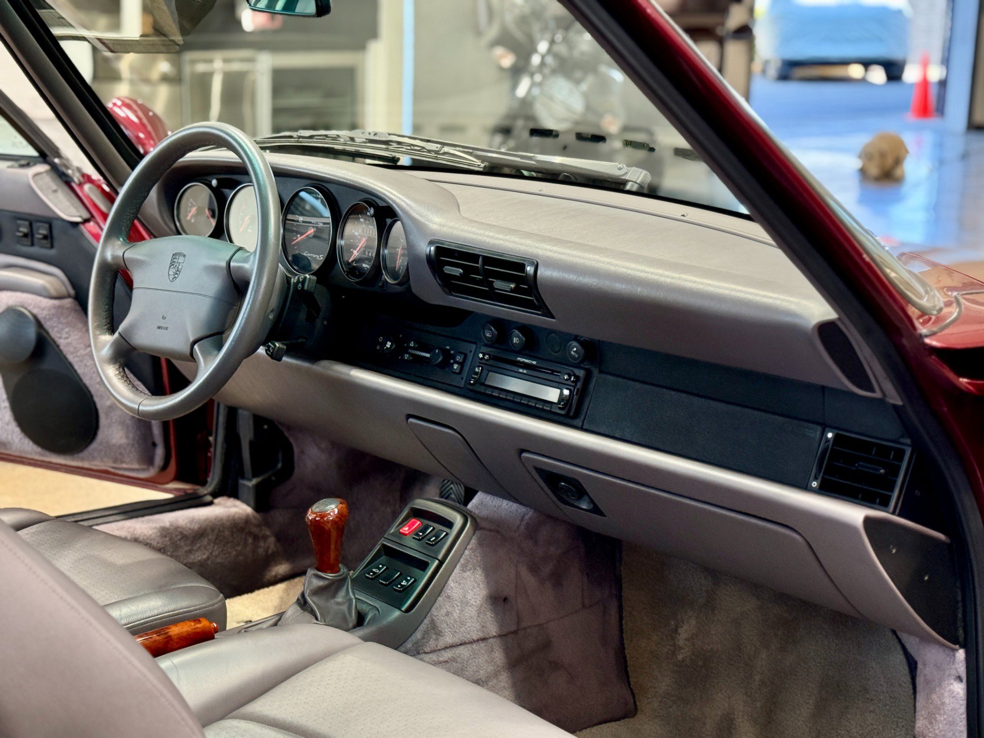 Used 1998 Porsche 911 Carrera S image 28