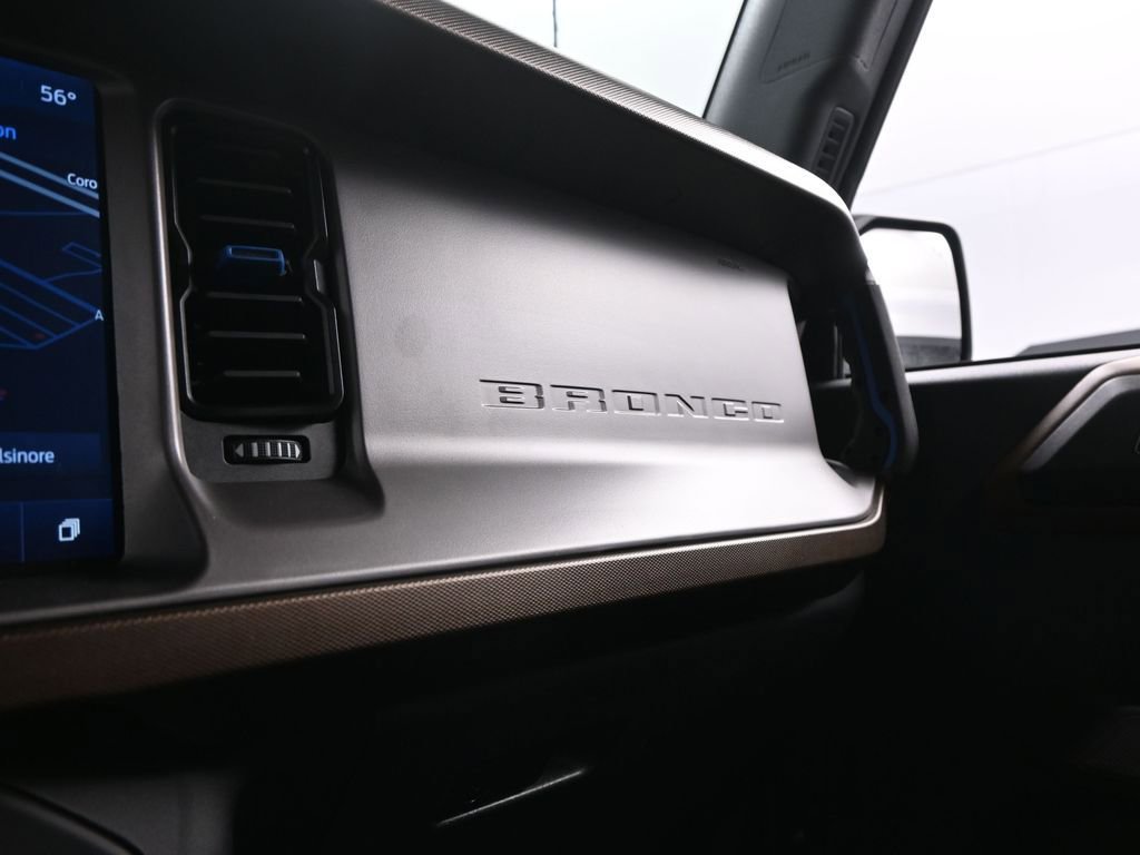 Used 2022 Ford Bronco Outer Banks image 26