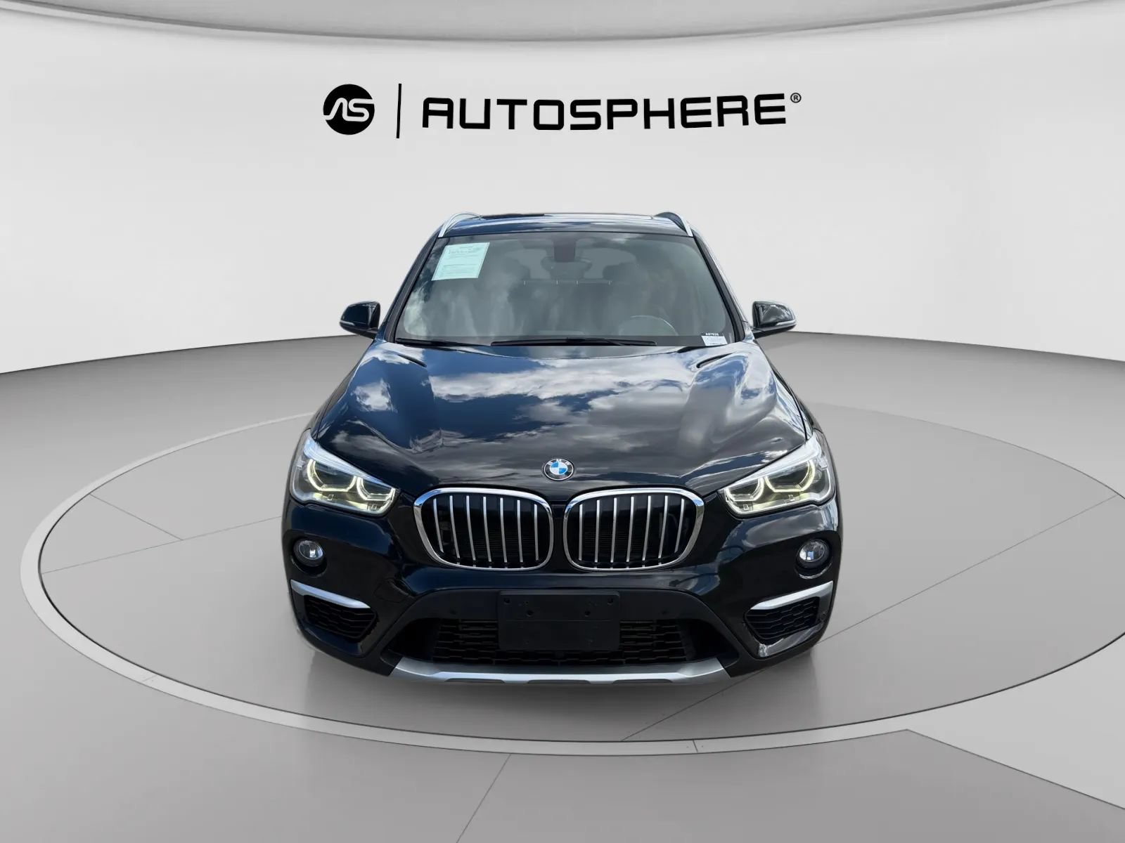 Used 2017 BMW X1 xDrive28i AWD/4WD image 2