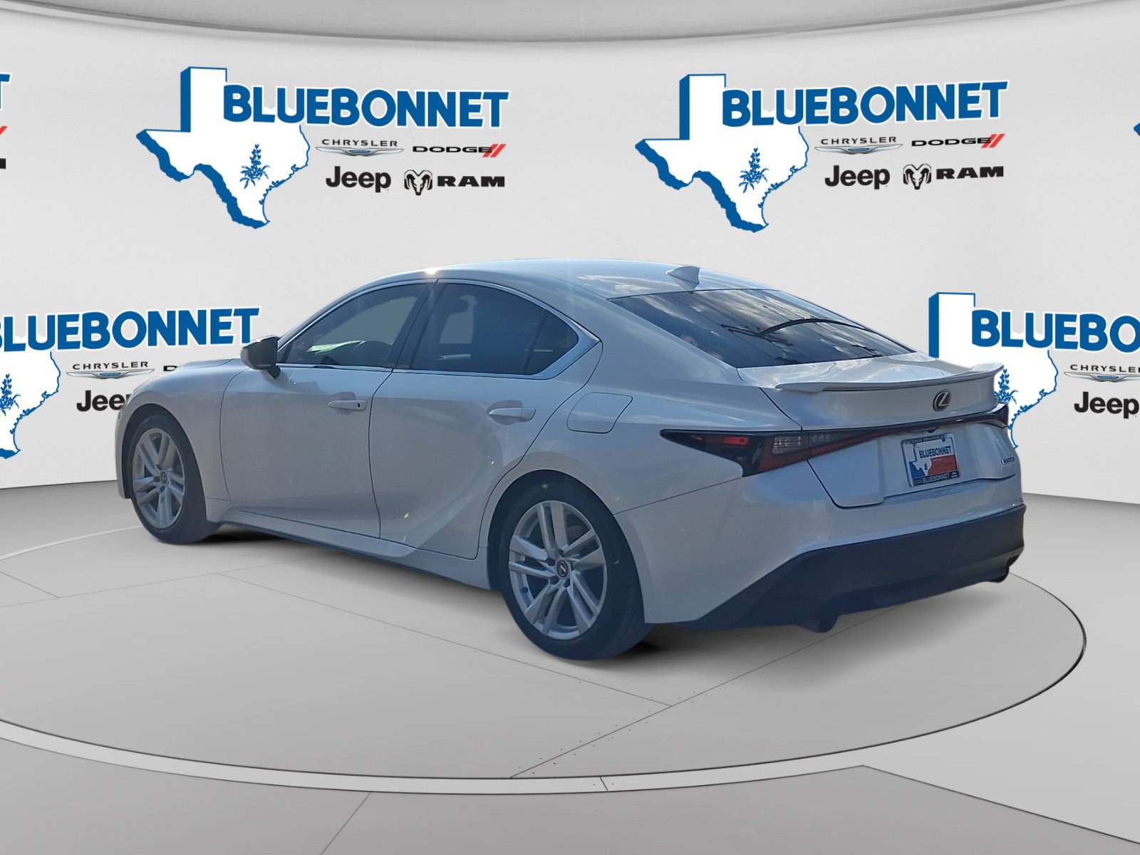 Used 2021 Lexus IS 300 w/ Accessory Package 2 RWD image 7